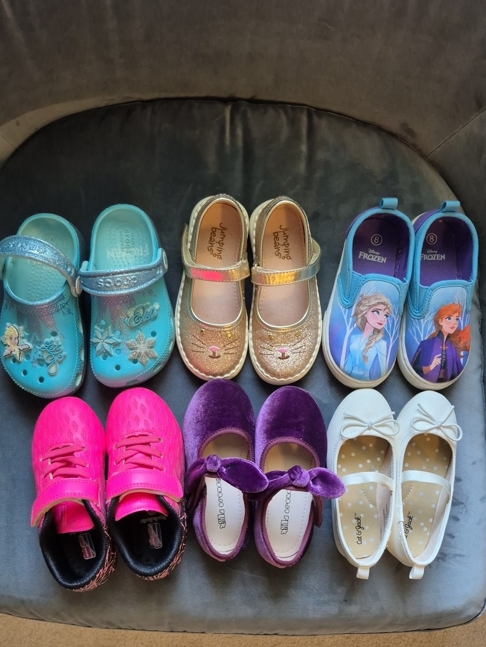 Bundle of Size 8 toddler girls -- SIX (6) pairs of shoes - CROCS, MARY JANES